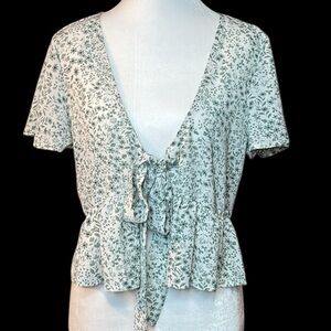 Zaful V Neck Tiny Floral Cropped Wrap Top White Green Flowers Women's Medium